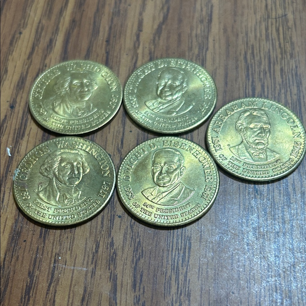 Gold Presidential Replica Coins (2 Washington, 2 Eisenhower, 1 Lincoln